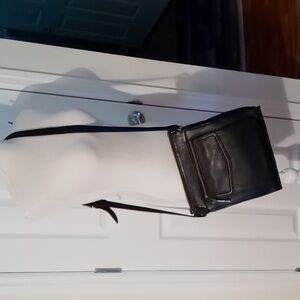 Vintage Fossil Crossbody Bag Black Pebble Leather Adj. Strap Brass Hardware